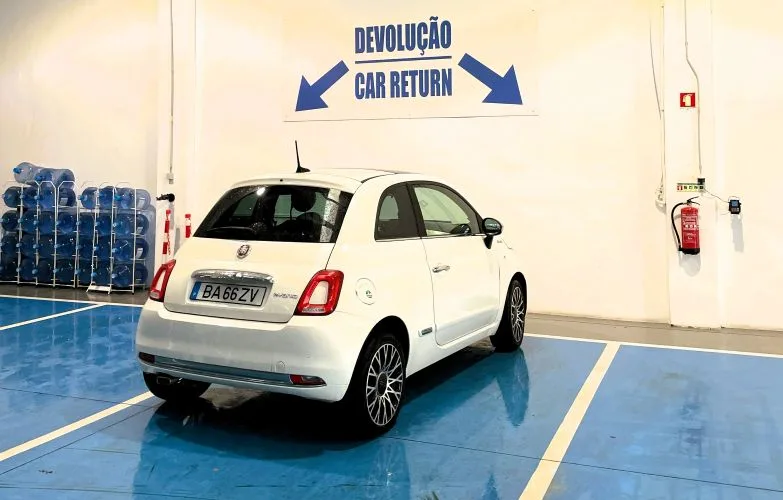 Youtube helped me learn how to drive a manual car for my Portugal road trip 4 manual car