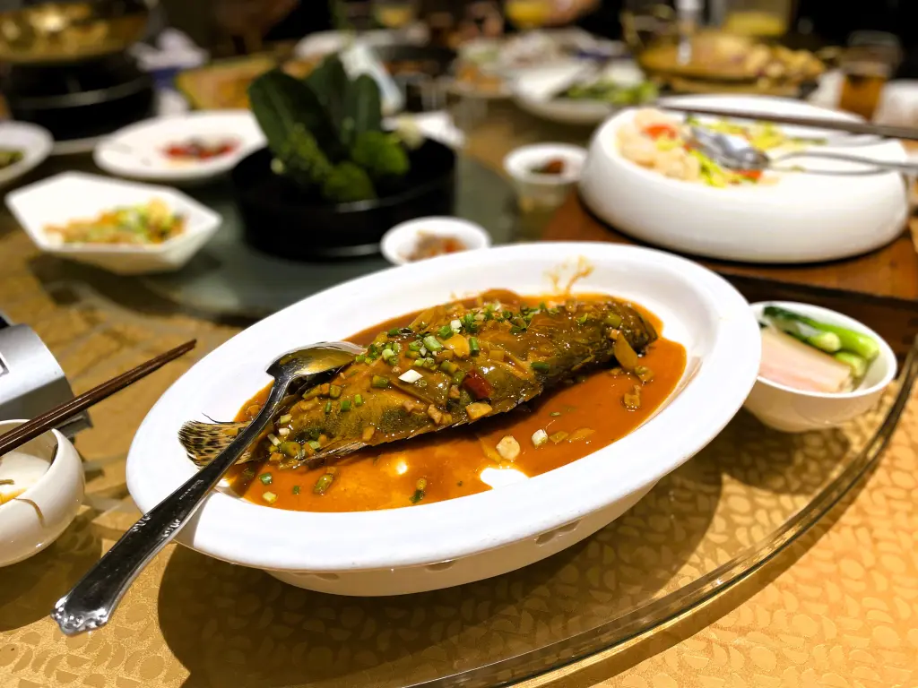 A Survival Guide to the 17-Hour Flight from JFK to Beijing Without Losing Your Mind 5 Traveling Bouquet